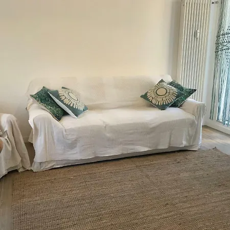 Apartment Rome On The Beach