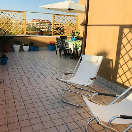 Apartment Rome On The Beach
