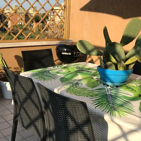 Apartment Rome On The Beach